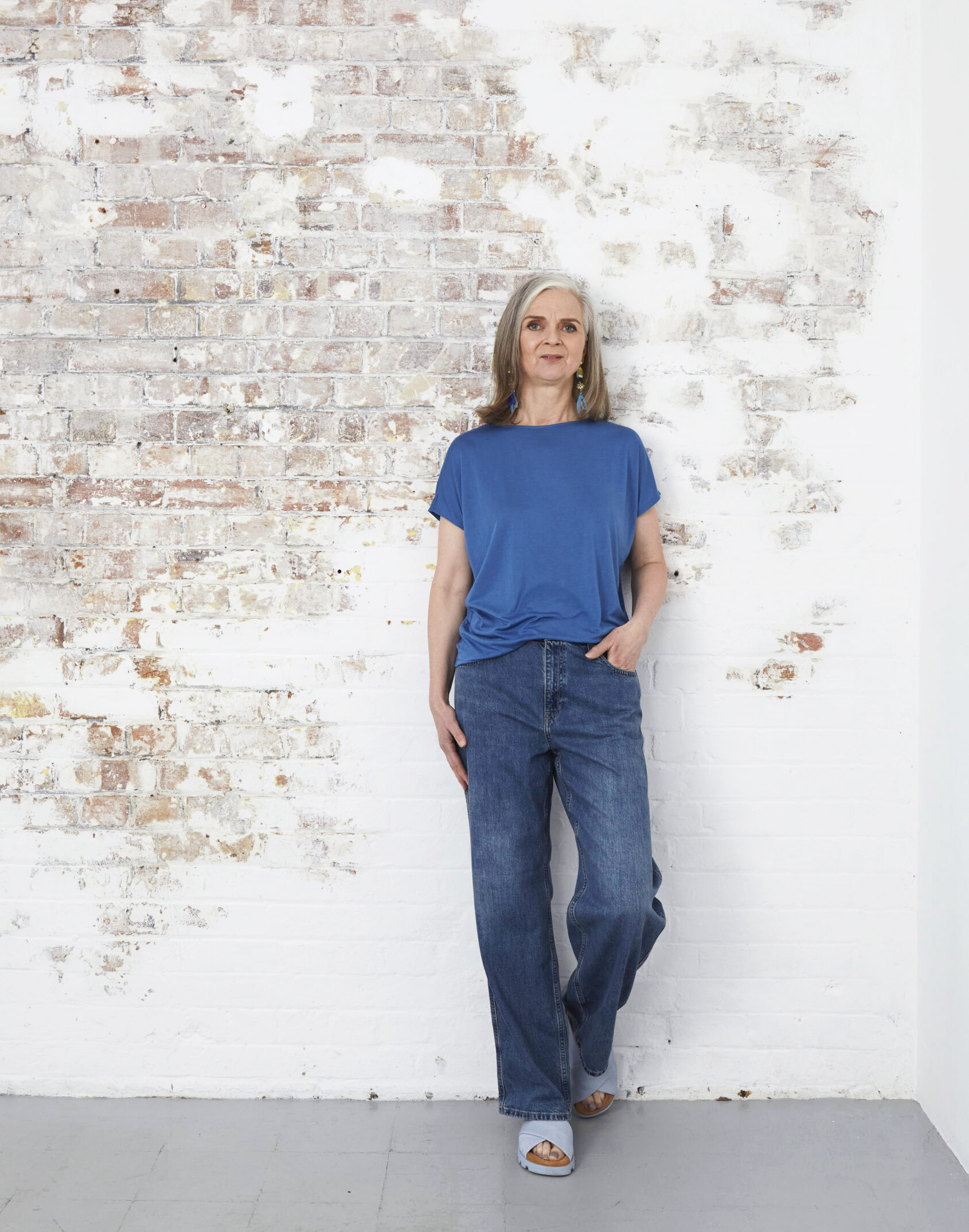 Four ways to wear baggy jeans — That's Not My Age