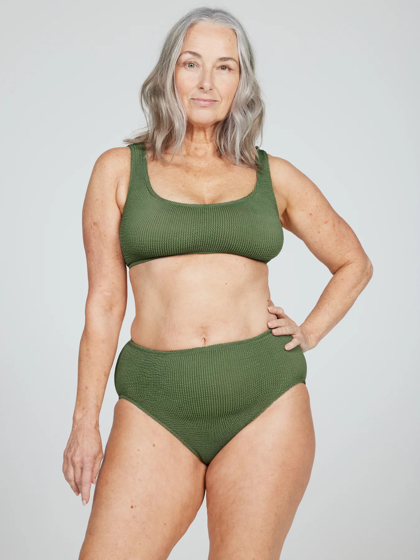 No Show Mid-Rise Bikini - Fabletics Canada